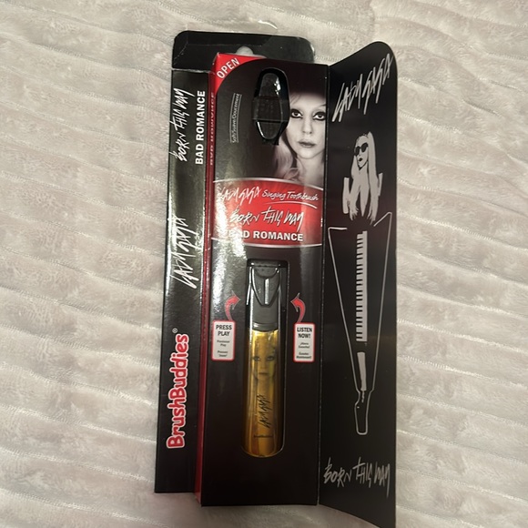 🔥HOT🔥Lady Gaga Singing Toothbrush NEW - Picture 3 of 5